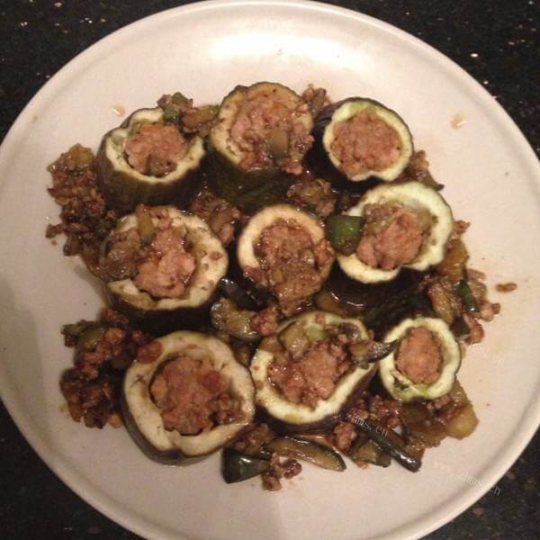 家常虾干肉末焖茄子