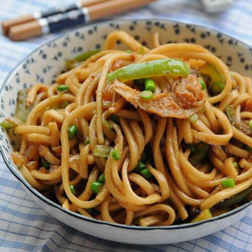 美味的快手干炒面