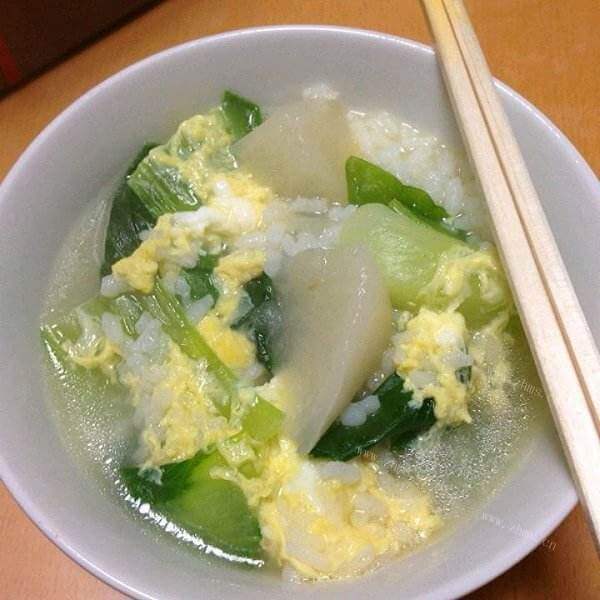 营养白花菜鸡蛋汤