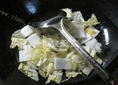 好吃的咖喱虾仁白菜做法图解4)
