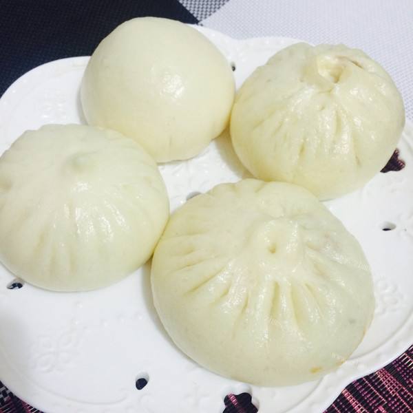 美味的竹笋瘦肉包