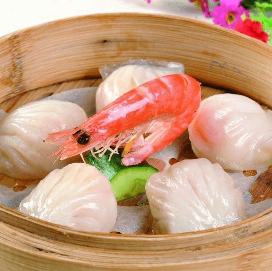美味的红皮虾饺