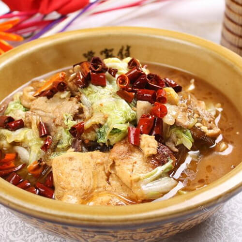 美味的五花肉大白菜炖豆腐