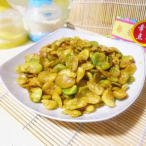咸香油汆豆瓣