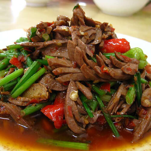 美味的酱香腰花