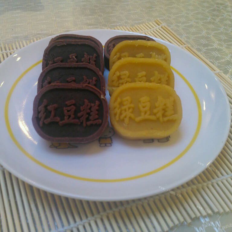 蒸出来的绿豆糕