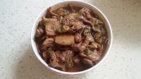 清脆爽口的农家笋片炒猪肚做法图解2)
