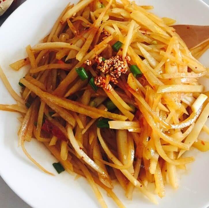 自制辣拌土豆丝 