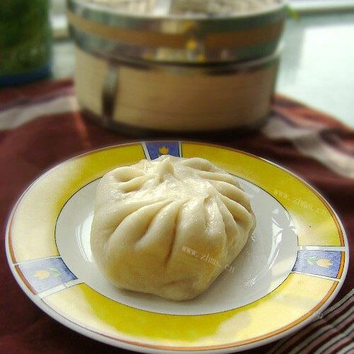 美味韭菜白菜肉包