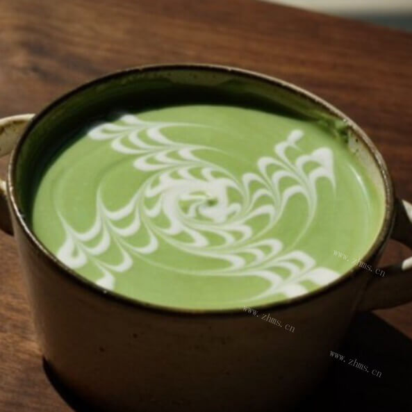 营养瘦腹的抹茶酸奶