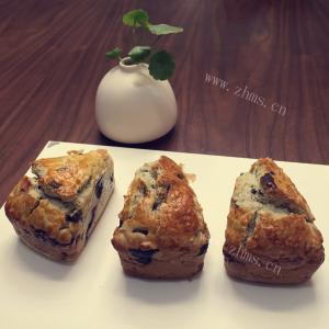 美味的豆渣蓝莓司康