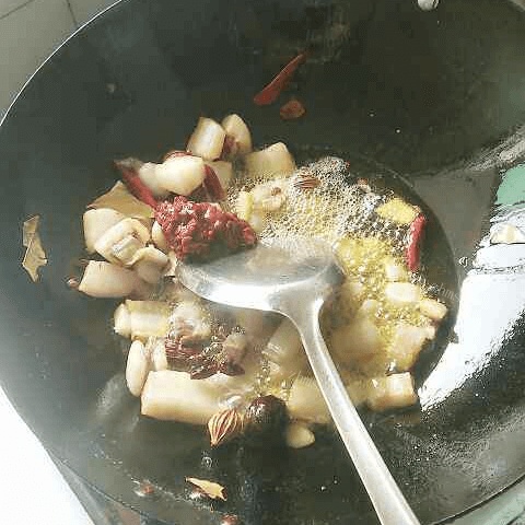 家常菜干豆角烧肉做法图解8)