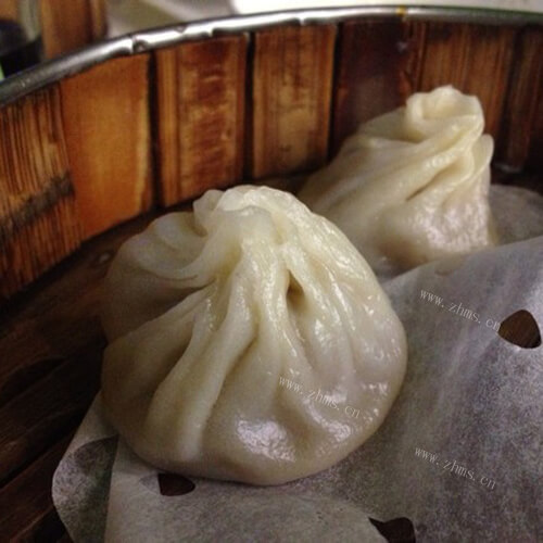 好吃的鸡汁小笼包