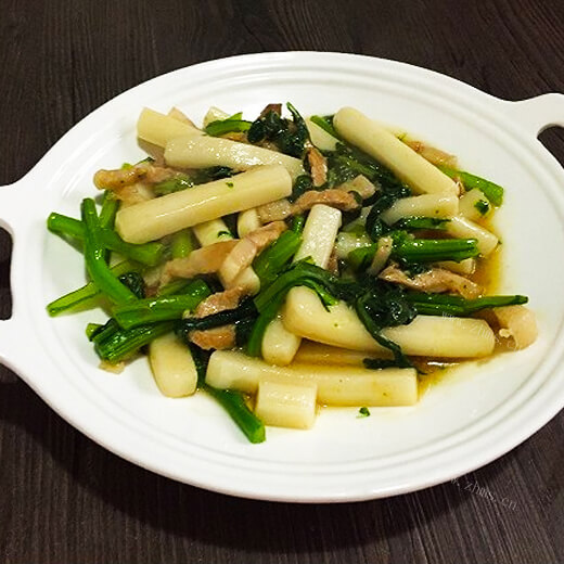 美味青菜肉丝蛋丝年糕