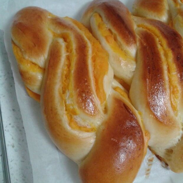 零食新作软炸麻花
