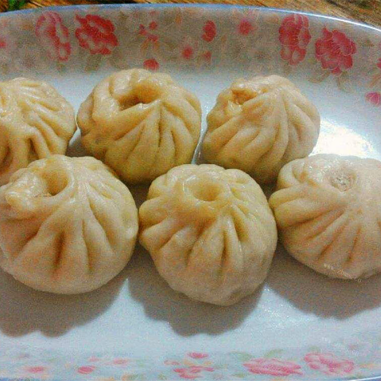 营养的白菜鸡蛋粉丝包