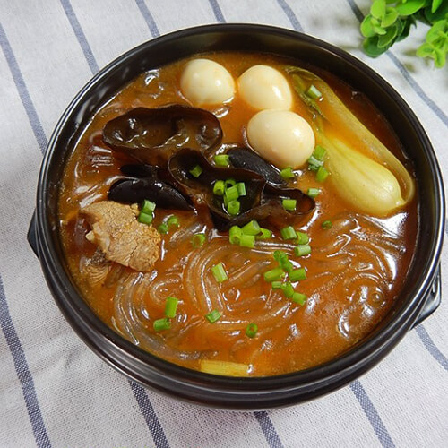 美味的茄汁土豆粉