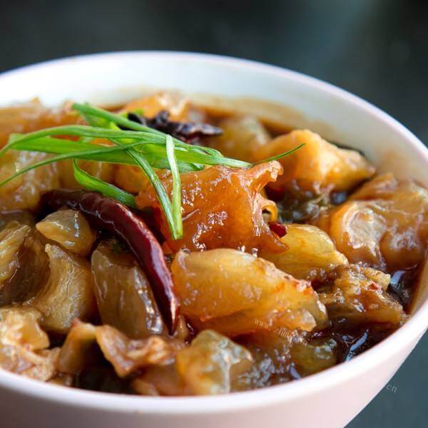 下饭菜牛筋香菇煲