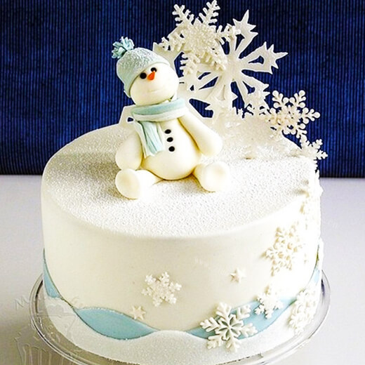  可爱雪人翻糖杯蛋糕
