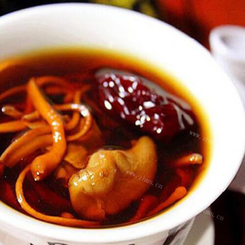 美味的红枣鱼胶茶