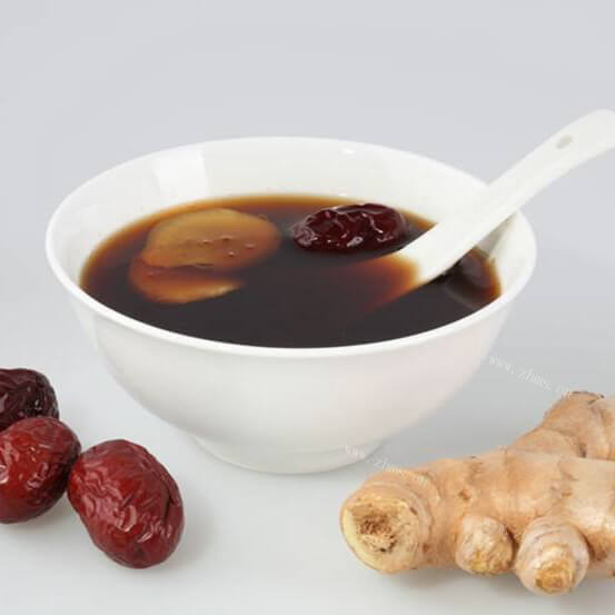 美味的自制姜糖茶