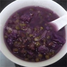 美味的紫薯绿豆汤