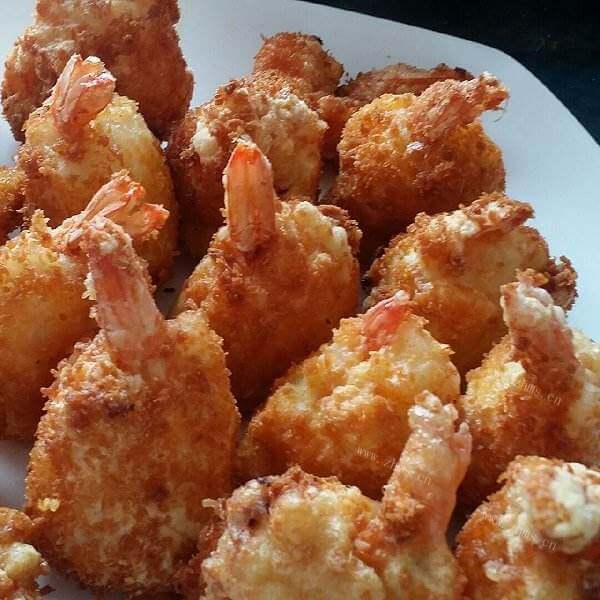 好吃的土豆凤尾虾球