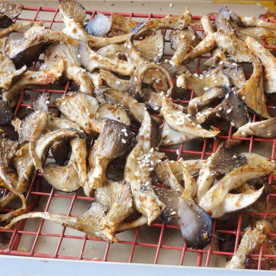 美味的烤平菇