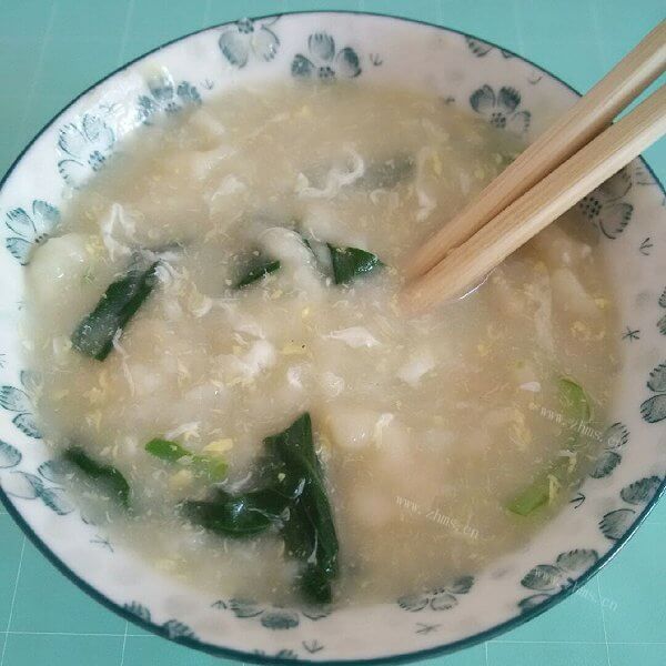 好吃的蒲公英面絮汤