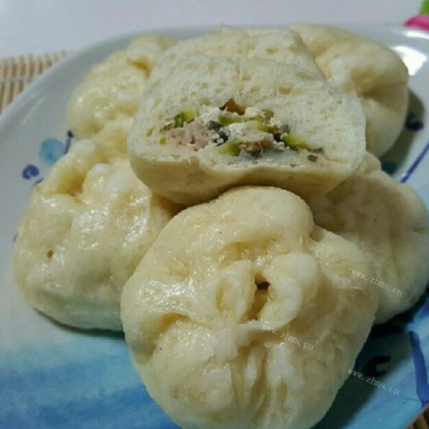 鲜味金枪鱼海带豆腐包