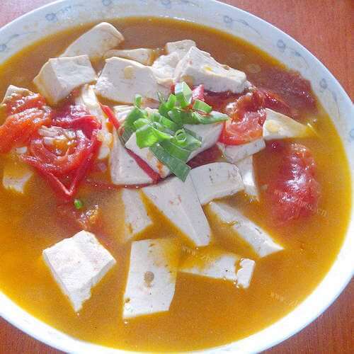 小葱番茄豆腐汤