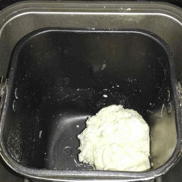 自制蔬菜披萨做法图解3)