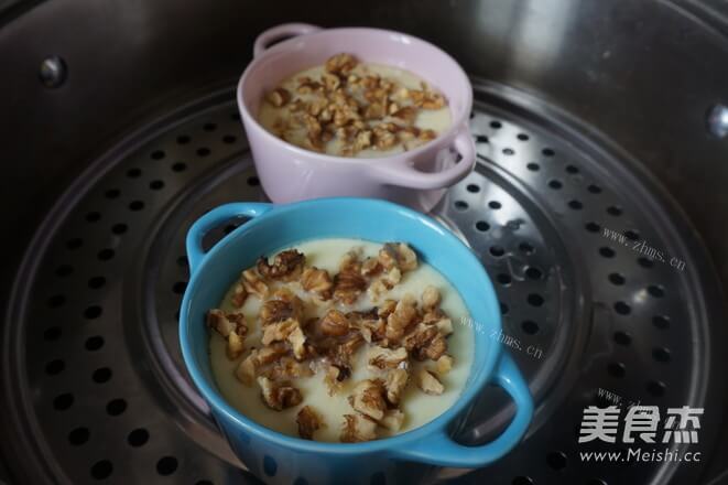 养生佳品核桃仁鸡蛋羹做法图解6)