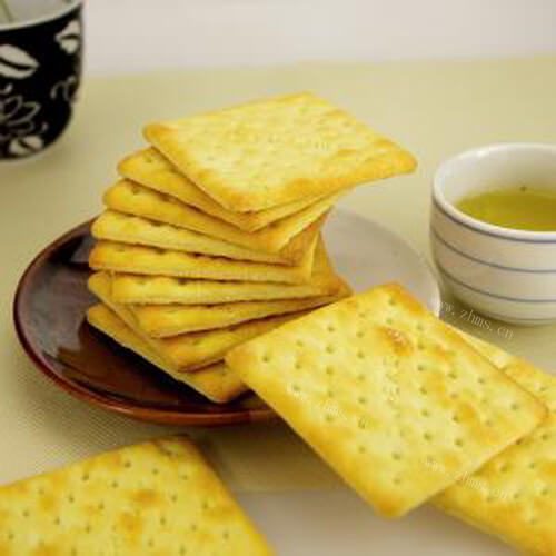 香脆的咸味燕麦饼干