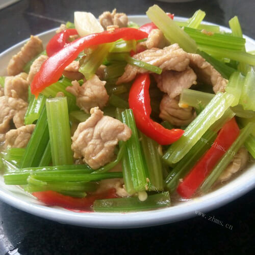 美味的芹菜干子炒肉