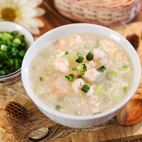 美味的牛油果奶酪粥