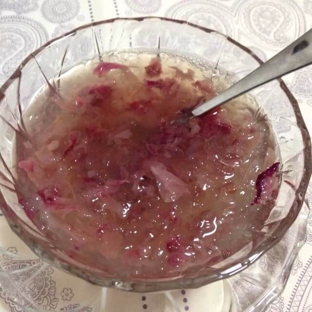 好喝的玫瑰燕窝银耳羹