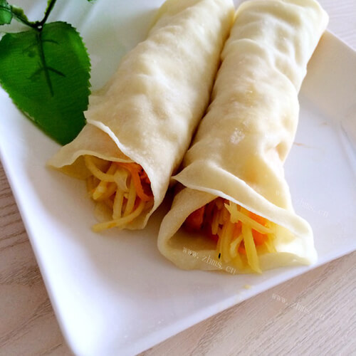 美味的土豆丝卷饼