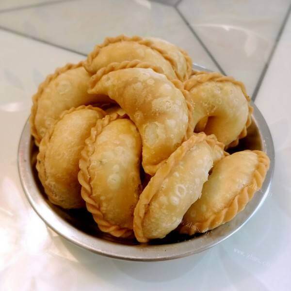 香甜美味的炸酥饺