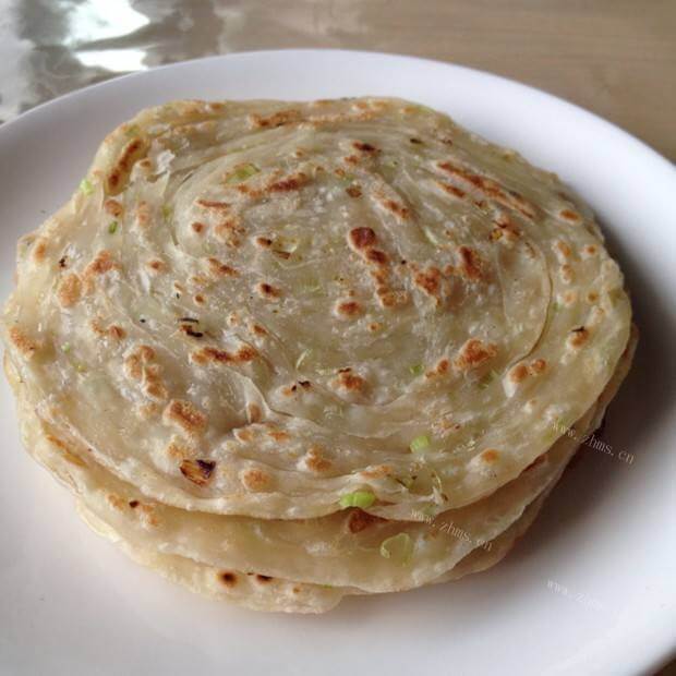 美味的杂粮葱花饼