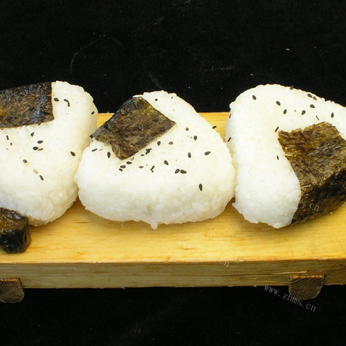 秀色可餐的豆沙小饭团