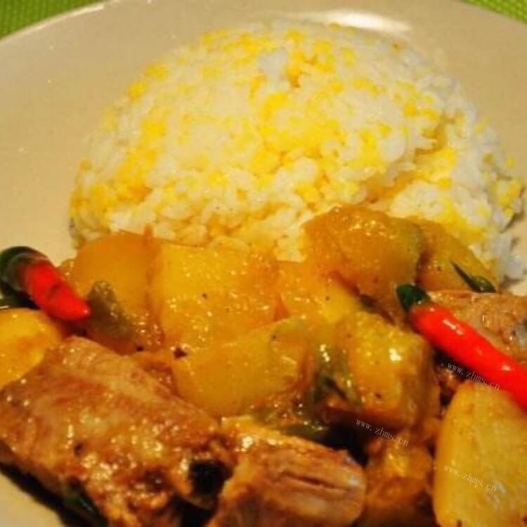 美味的排骨咖喱米饭
