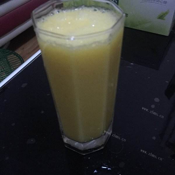 美味的苹果核桃豆浆
