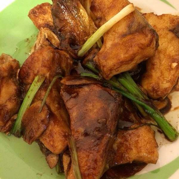 美味生焗鲩鱼煲