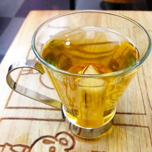 清甜甘蔗茅根马蹄水