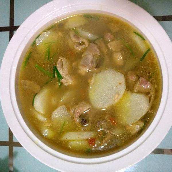 好喝的香菇山药鸡肉汤