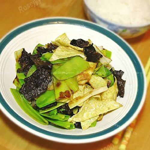 木耳荷兰豆炒鸡蛋