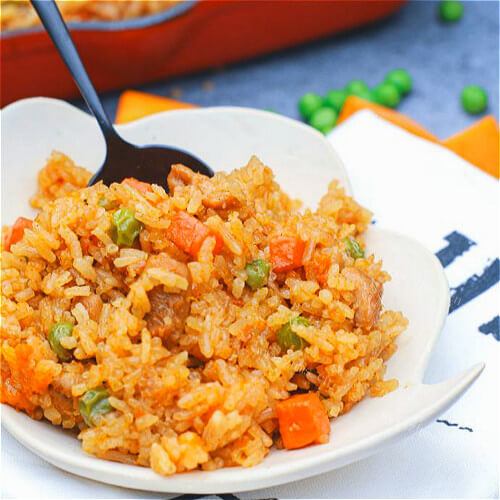 美味鸡肉闷饭