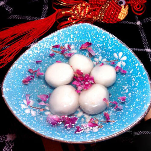 自制玫瑰蜜白豆沙汤圆