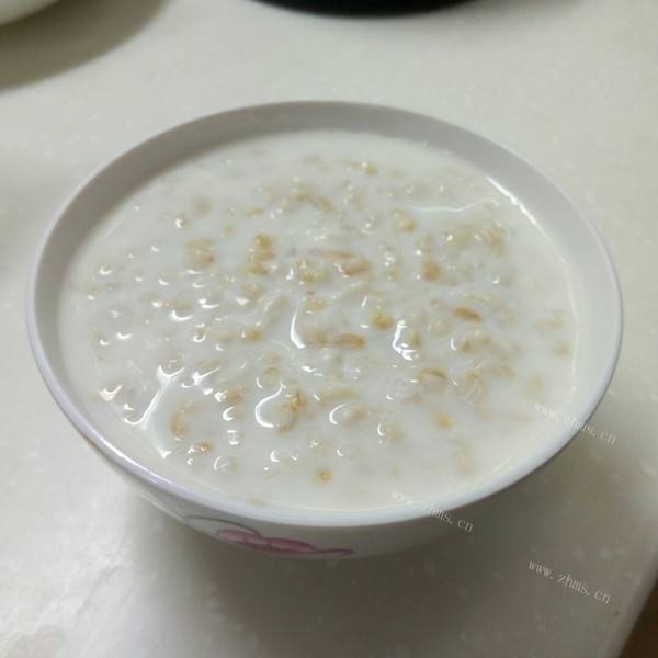 好吃的牛奶煮米饭